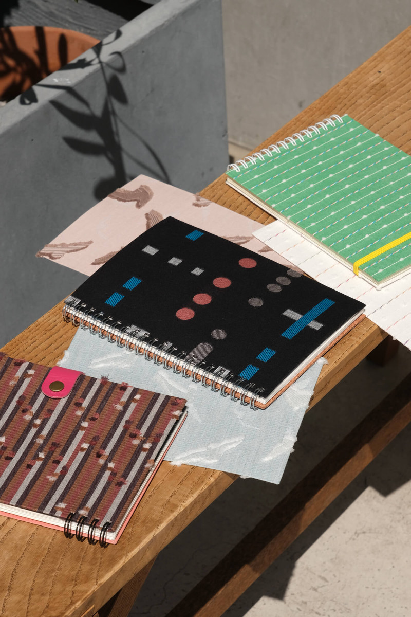 自分好みのノートに何かを書いてみよう